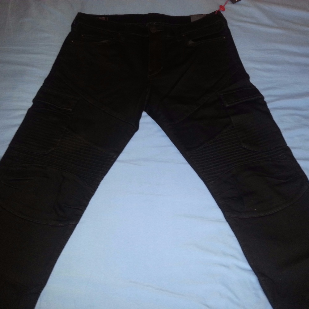 True Reiligion Geno Classic Cargo Moto SE